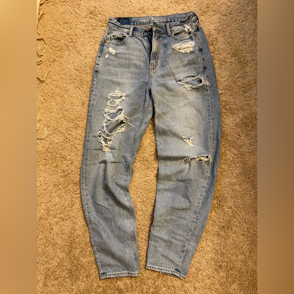 American Eagle Distressed Denim Jeans